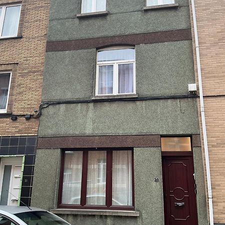 Appartement Spacieux Avec Terrasse Et Garage Prive Brusel Exteriér fotografie